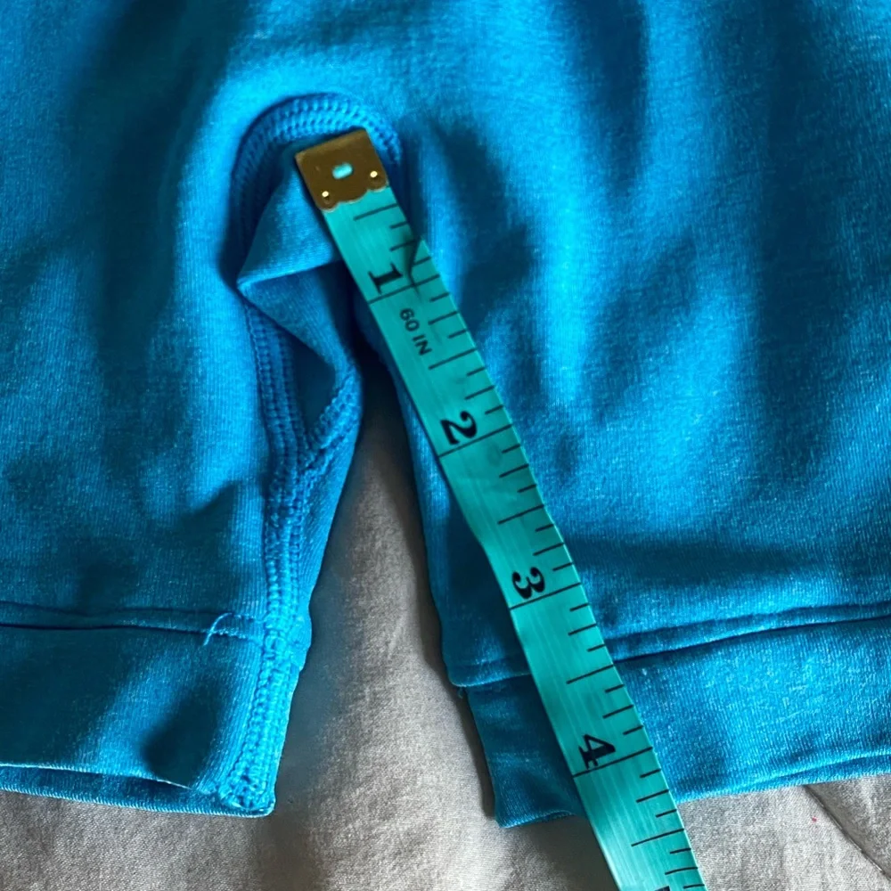 NVGTN Pro Seamless Shorts in Caribbean Blue - XS - Picture 6 of 7